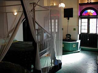 Hotel 236 Hurumzi 2*