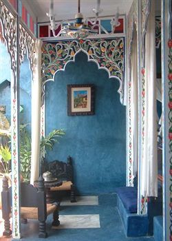Hotel 236 Hurumzi